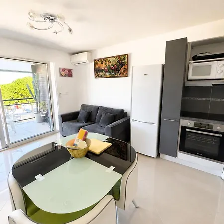 Apartment Entre Grazel Et Clape *