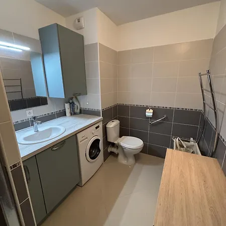Apartment Entre Grazel Et Clape
